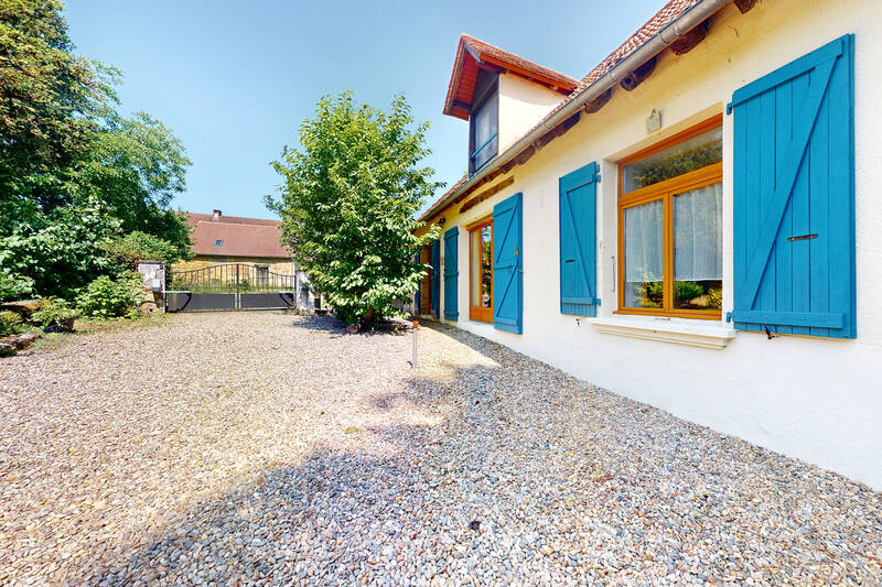 Hautefort (24390)