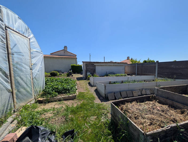 Les Herbiers (85500)