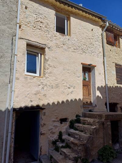 Vente maison 3 pièces Ubraye (04240)