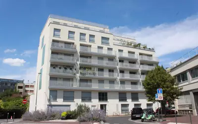 Issy-Les-Moulineaux (92130)