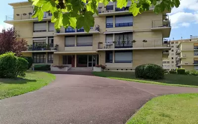Mantes-La-Jolie