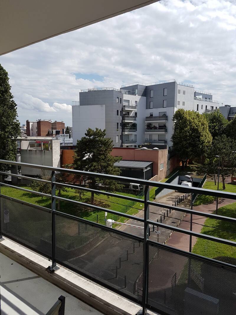 Saint-Ouen-Sur-Seine (93400)