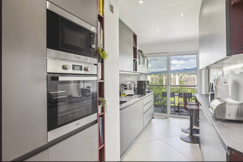 , Terrasse De 100M², Mandelieu-La-Napoule (06210)