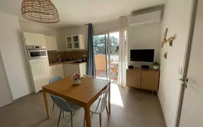 Hyères (83400)