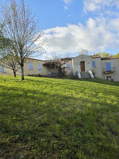 Vente maison 5 pièces Fontcouverte (17100)