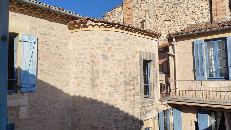 Nîmes (30000)
