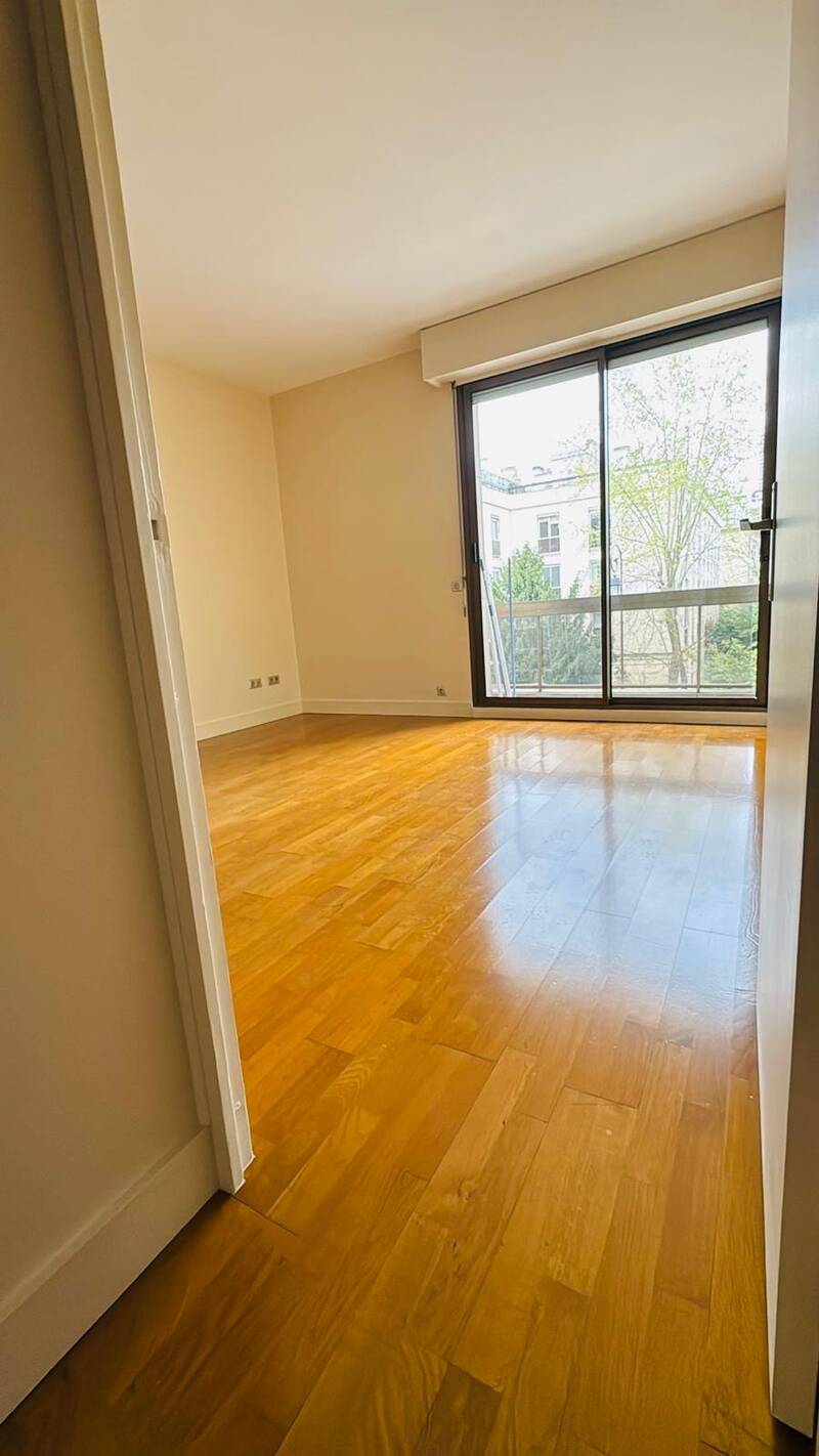 Neuilly-Sur-Seine (92200)