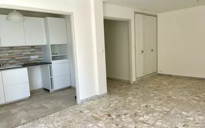 Avignon (84000)