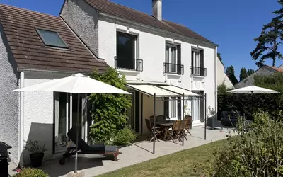 Asnières-Sur-Oise (95270)