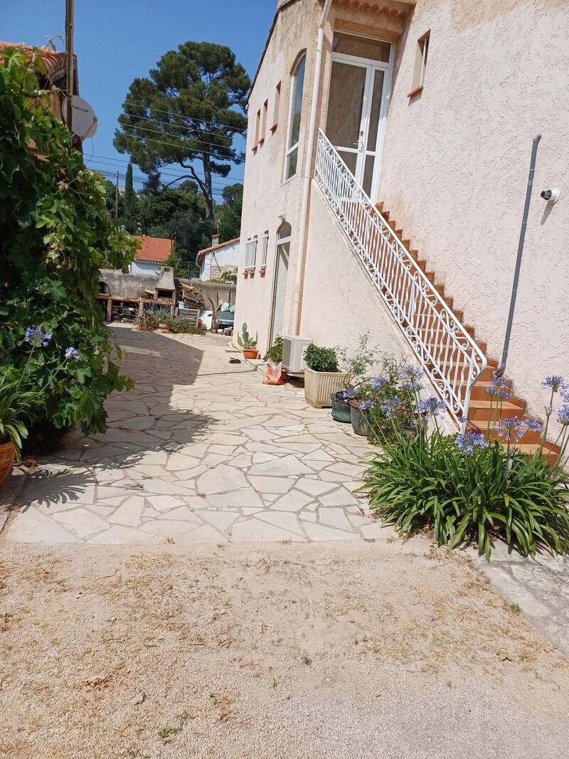 Toulon (83000)