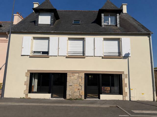 Landerneau (29800)