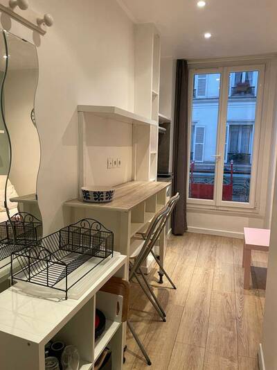 Location appartement studio Paris 18e