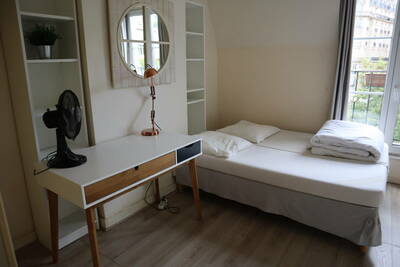 Location appartement studio Paris 16e
