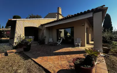Sanary-Sur-Mer (83110)