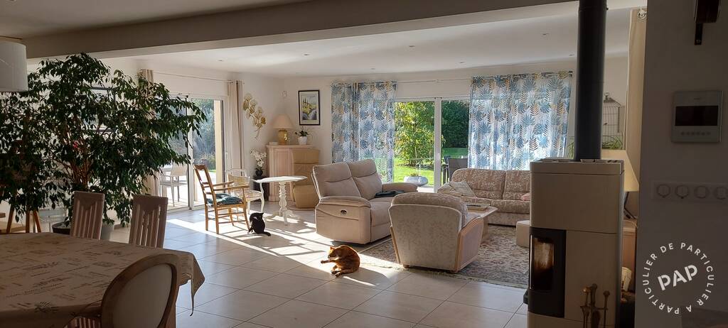 Vente maison 211 m² SaintGermainDeMarencennes (17700) 211 m² 550