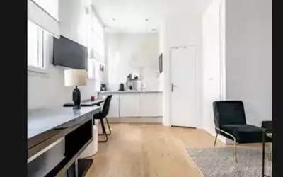 Paris 8E (75008)
