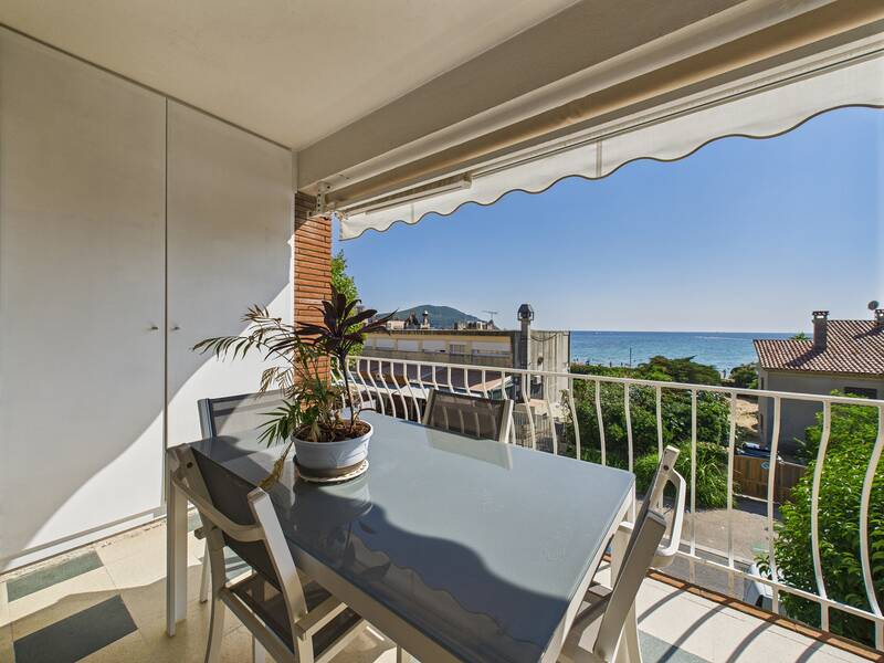 Saint-Cyr-Sur-Mer (83270)