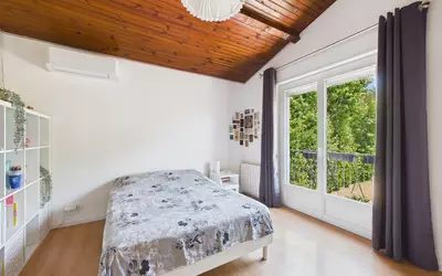 Oullins (69600)