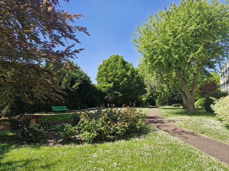 Clamart (92140)