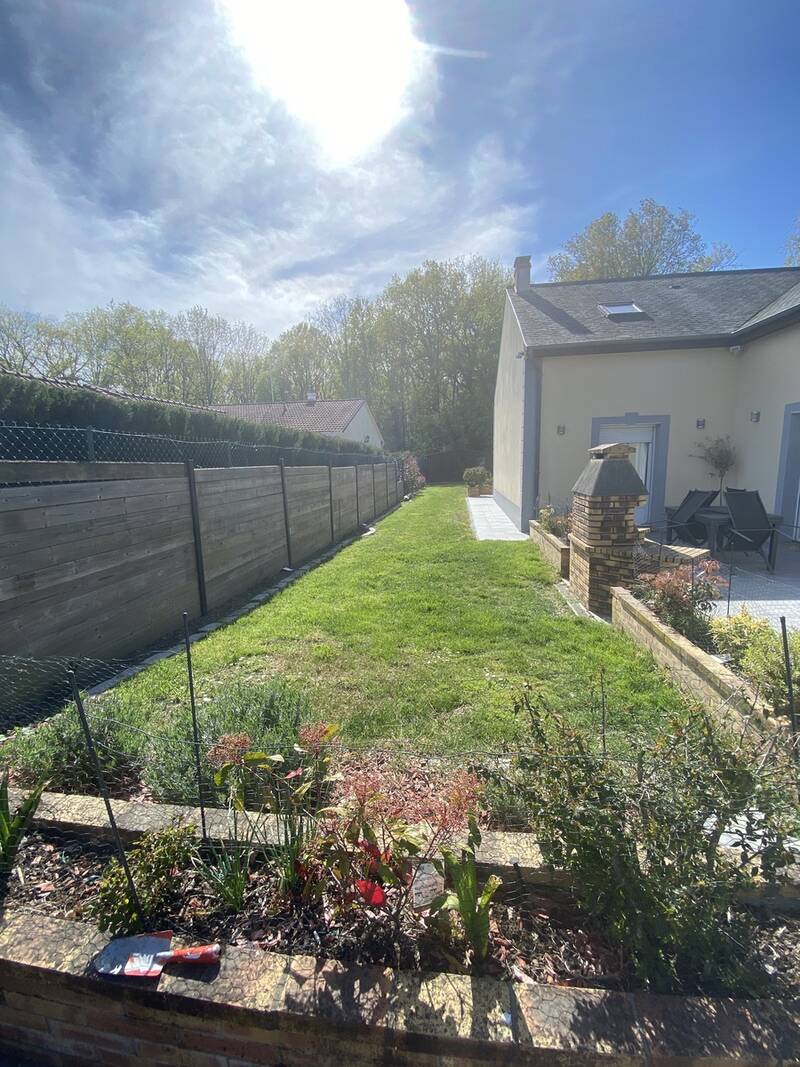 Vaux-Le-Pénil (77000)