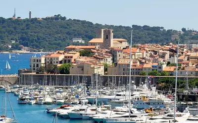 Antibes (06600)