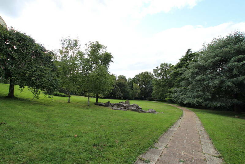 Sèvres
