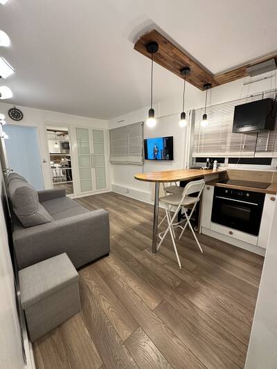 Location appartement studio Paris 20e