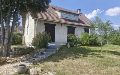 Civry-La-Forêt (78910)