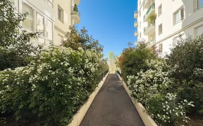 Issy-Les-Moulineaux (92130)