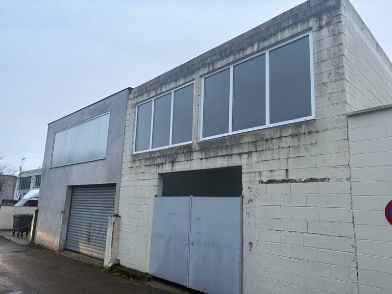 Local d'activité Bondoufle (91070) - 172&nbsp;m² - 2.160&nbsp;&euro;