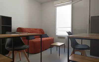 Nîmes (30000)