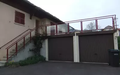 Péron (01630)