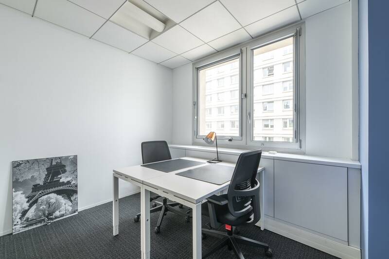 Bureaux, local professionnel Paris - 10&nbsp;m² - 1.009&nbsp;&euro;