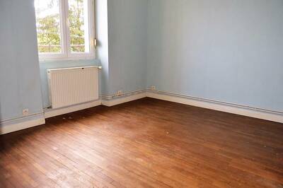 Location appartement 3 pièces Chaumont (52000)