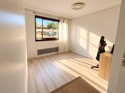 Vente appartement 4 pièces Paris 15e
