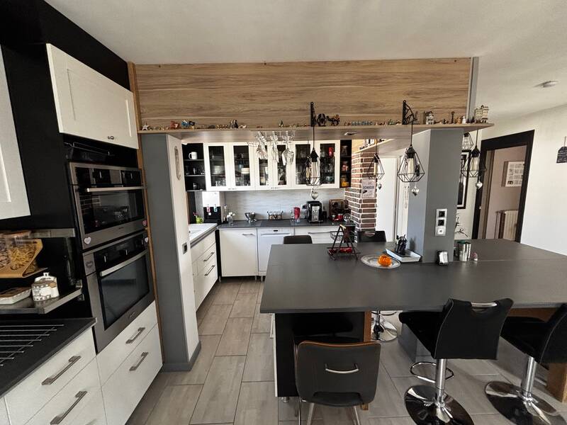 Loury (45470)
