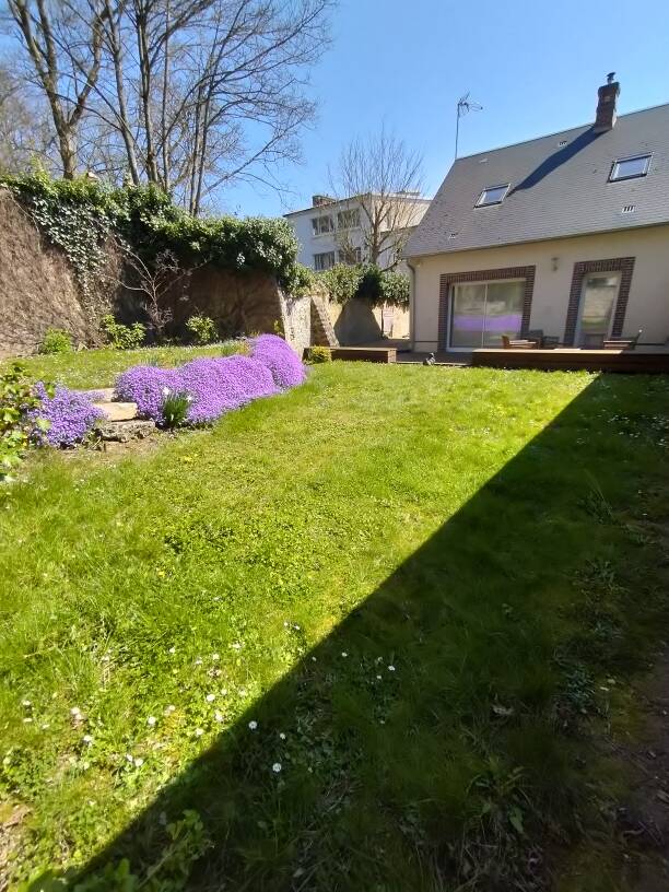 Verneuil-Sur-Avre (27130)