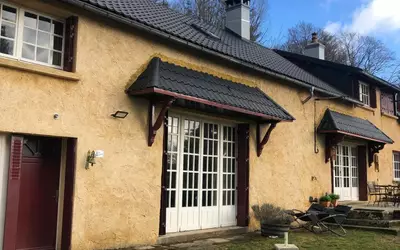 Moux-En-Morvan (58230)