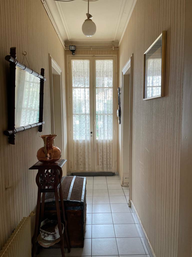 Arès (33740)