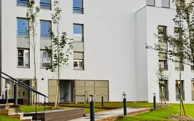 Montreuil (93100)