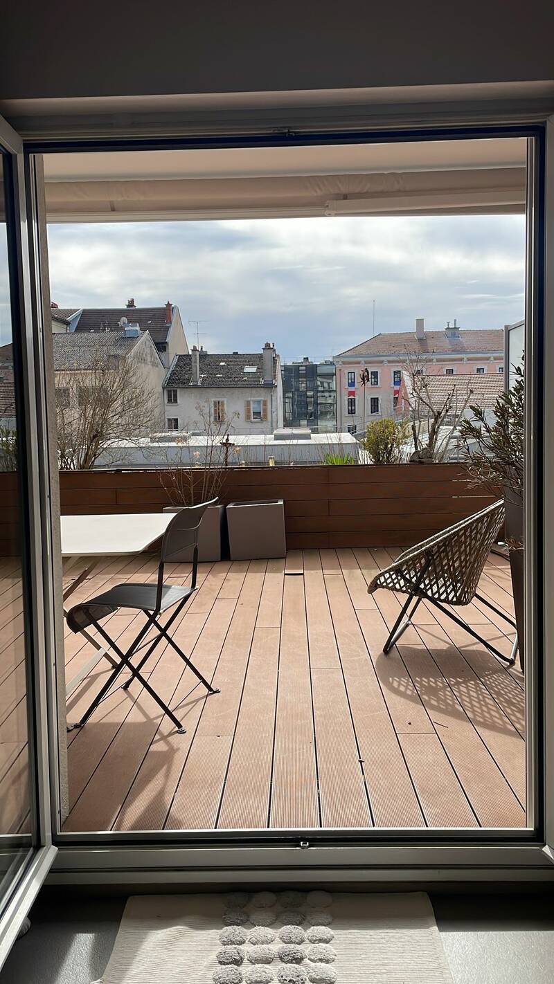Oyonnax (01100)