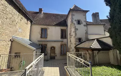 Arnay-Le-Duc (21230)