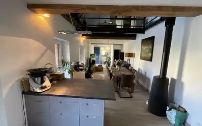 Avec Studio Annecy (74000)