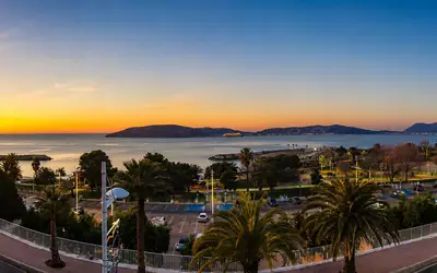 Toulon (83000)