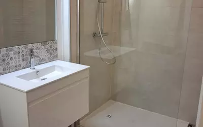 Luxeuil-Les-Bains (70300)