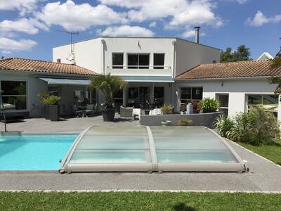 Vente maison 9 pièces Artigues-près-Bordeaux (33370)