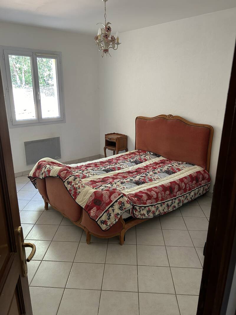 Besse-Sur-Issole (83890)