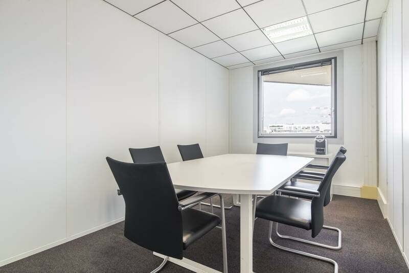 Bureaux, local professionnel Levallois-Perret - 20&nbsp;m² - 1.547&nbsp;&euro;