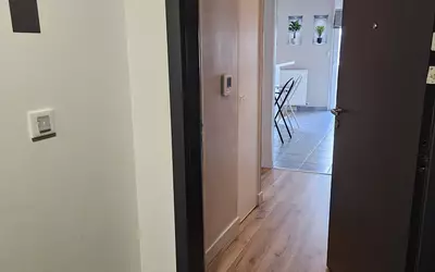 Nantes (44000)