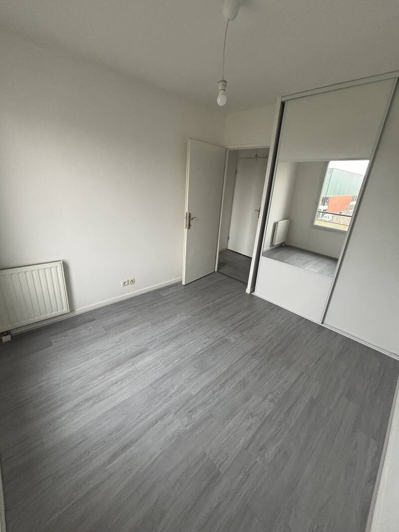Fresnes (94260)
